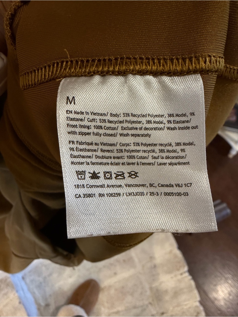 lululemon athletica Softstreme Half Zip - Picture 5 of 5